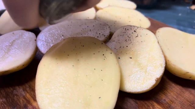 ЛЮБИМОЕ БЛЮДО ИЗ ДЕТСТВА | КАРТОШКА РЕЦЕПТ | НОСТАЛЬГИЯ смотреть онлайн