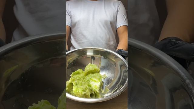 Котлеты из курицы и кабачка: сочное и вкусное сочетание смотреть онлайн