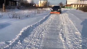Note очистка дороги от снега.