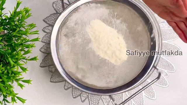 ♥️ÇOOX LƏZZƏTLİ VƏ ASAN HAZIRLANAN ÇİYƏLƏKLİ PİROQ🍓🥮КЛУБНИЧНЫЙ ПИРОГ 🍰 смотреть онлайн