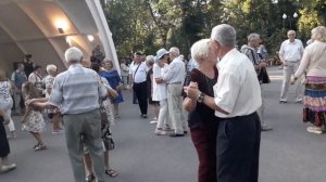 Быть самой счастливой!!!Танцы в парке Горького!!!Харьков 2021