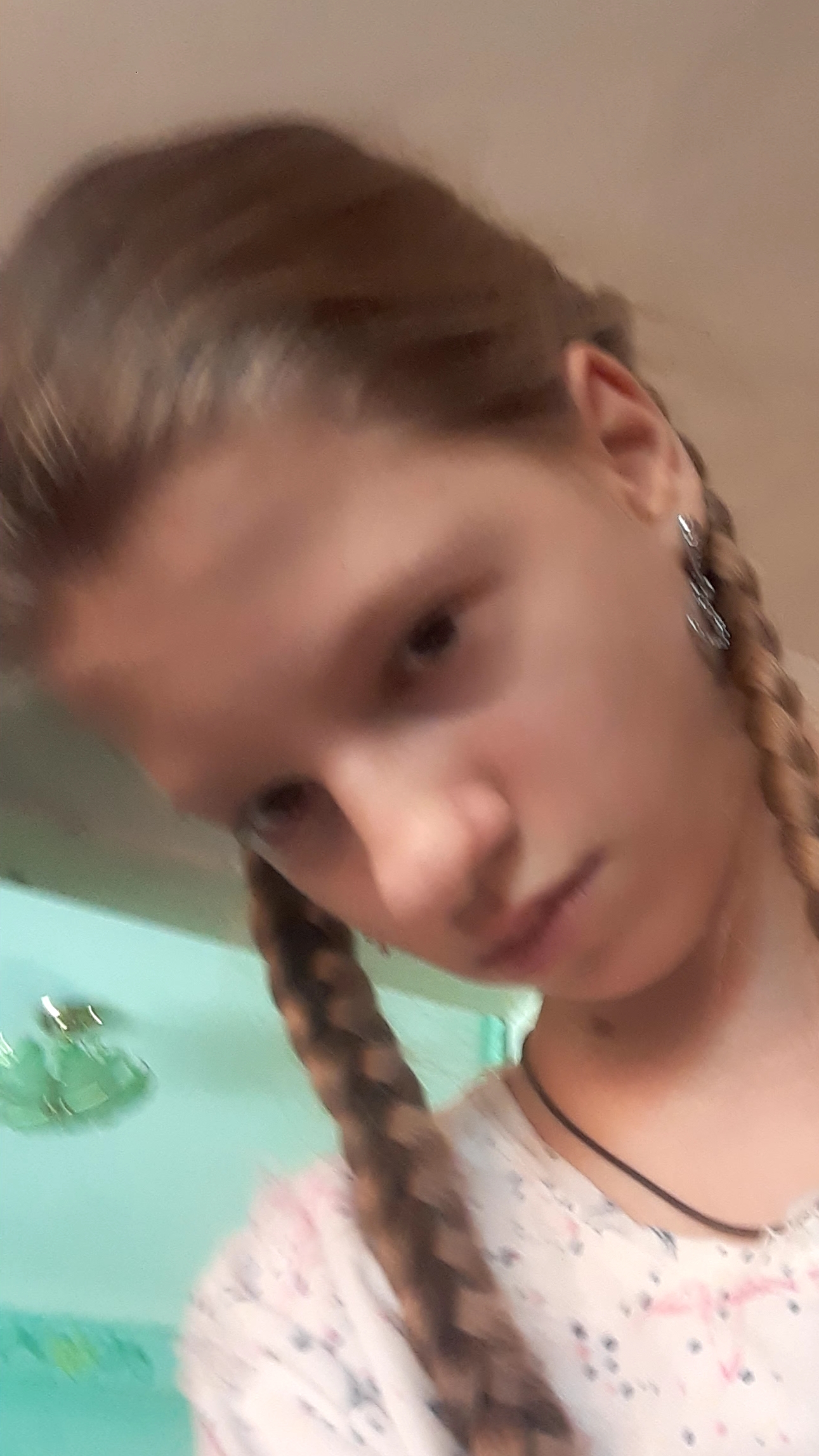 scene_output.mp4 смотреть онлайн