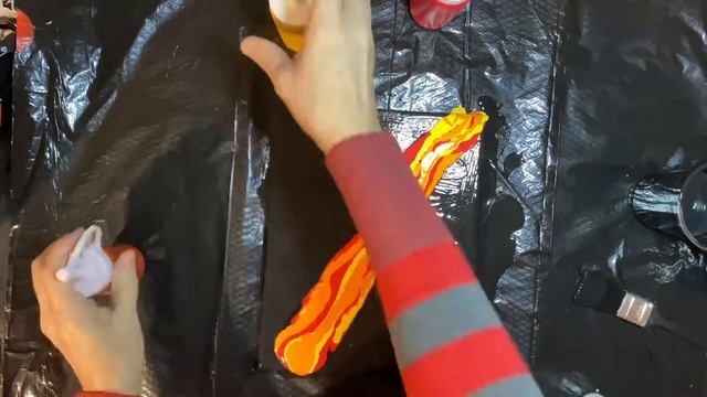 Acrylic pour with KETCHUP & MUSTARD bottle squeeze ~ MUST watch!!! смотреть онлайн
