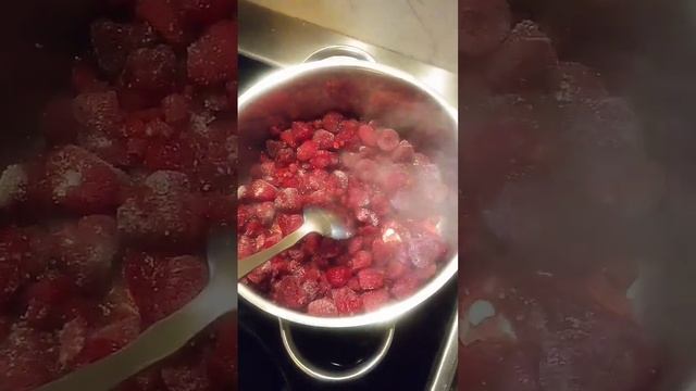 #блины #малина#варенье#повидло#банан#crepes #raspberry #banana #jam#pancakes смотреть онлайн