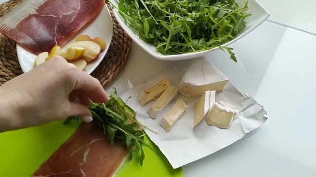 Гости Будут в Восторге! ШИКАРНАЯ ЗАКУСКА за 5 минут! Рулетики с ХАМОНОМ и ГРУШЕЙ смотреть онлайн