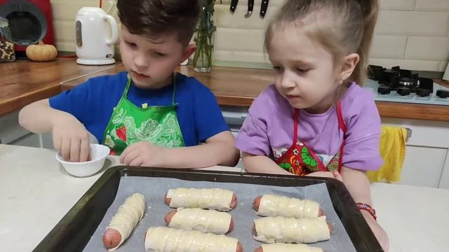 Вкусняшки из слоеного теста! смотреть онлайн