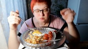 Мукбанг Россия/Жареная картошка и соленья и горячие бутербродыВсе просто и вкусно/Mukbang /