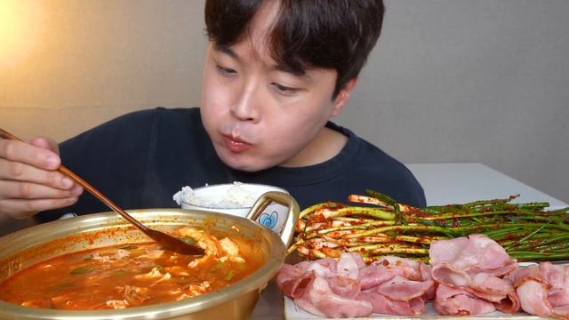 아내표 집밥🍚 얼큰 순두부찌개 갓담근 파김치 베이컨구이 요리 먹방 GREEN ONION KIMCHI & BACON ASMR MUKBANG REAL SOUND EATING SHOW