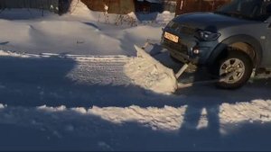 L200 уборка снега