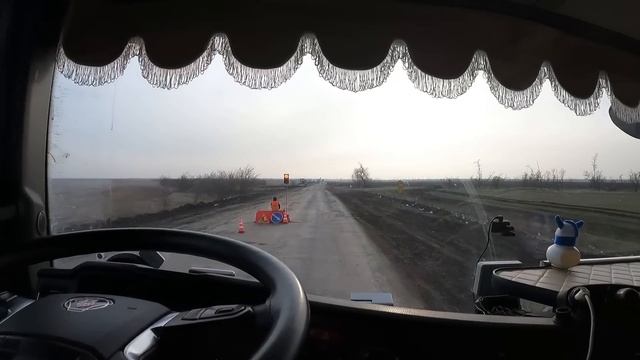 В Крым через Мариуполь смотреть онлайн