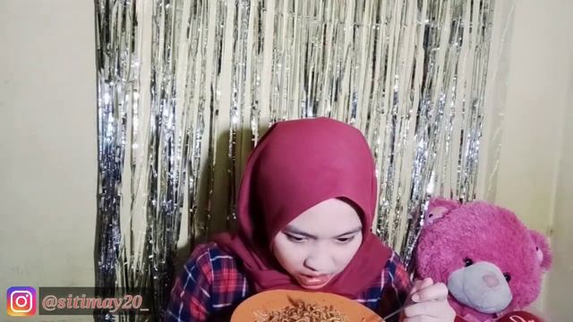 BIKIN MEWEK!!! MUKBANG GEKIKARA RAMEN HOT CHIKEN+BONCABE LEVEL 30 AUTO PINGSAN🥵 смотреть онлайн