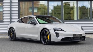 Porsche Taycan Turbo S - 810 h.p