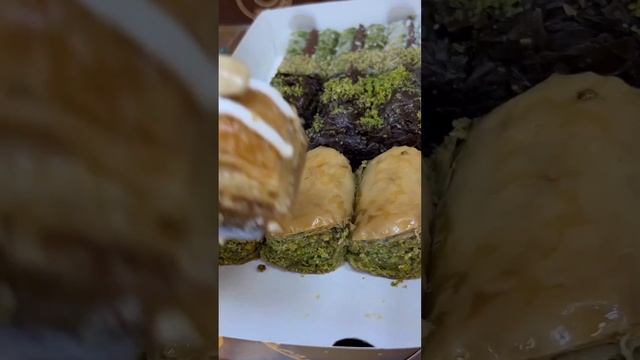 У нас есть новое приключение для вашего вкуса  турецкая пахлава прямо из Симферополя ☺️ ВК и ВБ