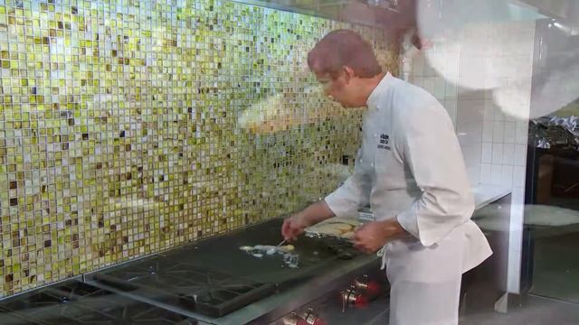 Pecan Crusted French Toast Recipe смотреть онлайн