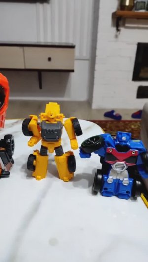 Трансформеры. Играю с мамой