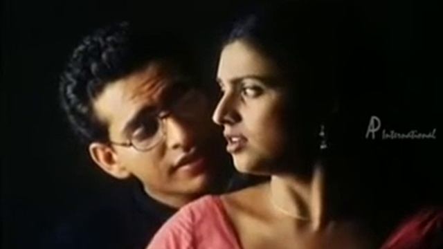 Roja hot | actress roja hot | roja hot clips in ooty movie | tamil actress roja cleavages смотреть онлайн