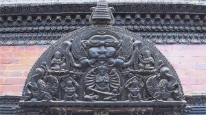 Катманду. Непал. Восток  всегда справа.