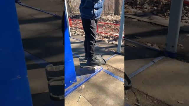Супер качалка мега тренажерка на улице, советы, приемы занятий #Shorts смотреть онлайн
