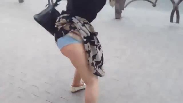 Опа опа опа смотри какая попа :-) смотреть онлайн