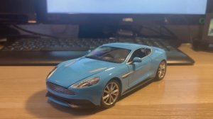 Обзор модели Aston Martin Vanquish в масштабе 1/24 от Welly