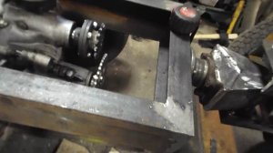 #23 УСТАНОВКА КОРОБКИ ваз на САМОДЕЛЬНЫЙ ПОГРУЗЧИК.