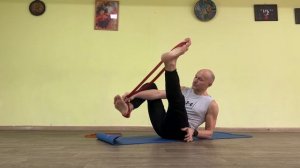 Прощелкнуть зажатый крестец и оживить пояснично-подзвдошную мышцу