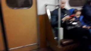 Вагоны 81-717.5 10167 и 10164-в конце