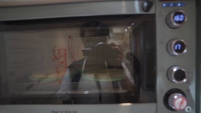 【地獄廚神】蛋糕有蛋殻＋倒瀉一地Cream ｜主子生日親手整蛋糕 ft.製作人彬仔 смотреть онлайн