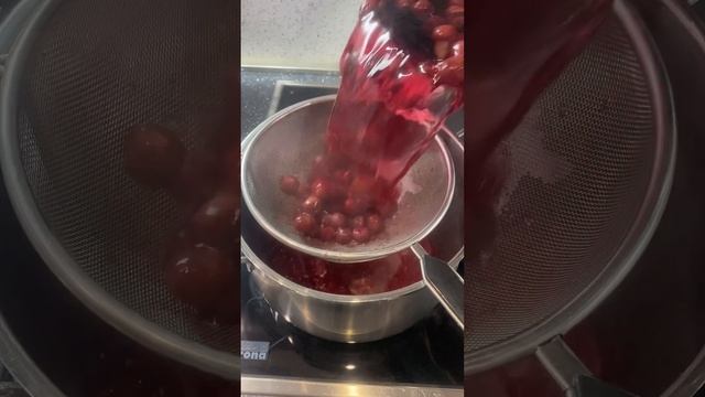 Albalı kompotu/Кампот из вишни 🍒 без варки #shorts abunə ol❗️подпишитесь❗️ смотреть онлайн