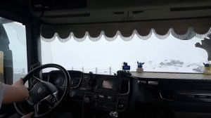 Ларс засыпало | еду через туннели