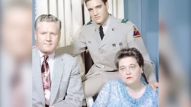 Могилу Элвиса Пресли ВСКРЫЛИ Спустя 50 Лет, И То, Что Они Обнаружили, ПОТРЯСЛО Весь Мир смотреть онлайн