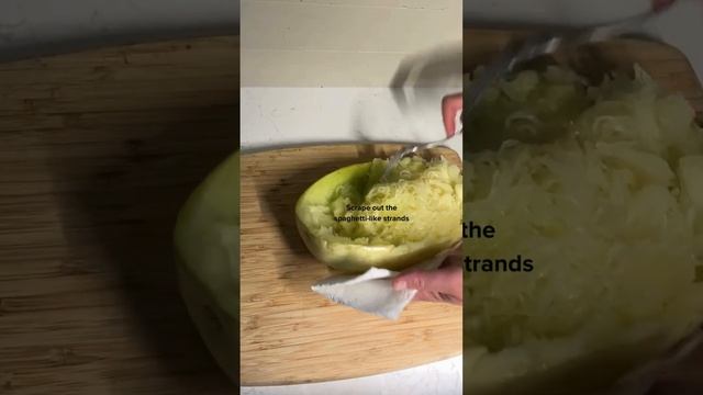 🍝 🍅Spaghetti Squash with Marinara sauce #supper #easyrecipes #vegetarian #dinner #lunch смотреть онлайн