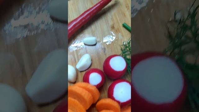 Ферментированный редис с морковью смотреть онлайн
