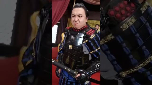 【Multi SUB】男人是拯救華夏的神秘戰神，本想隱藏身份的他想默默幫助親戚登頂世界之巔，卻反被惡人背刺害的人走茶涼，面對内憂外患，男人決定亮明身份 #男频 #战神 #神豪 #独家 #短剧推荐