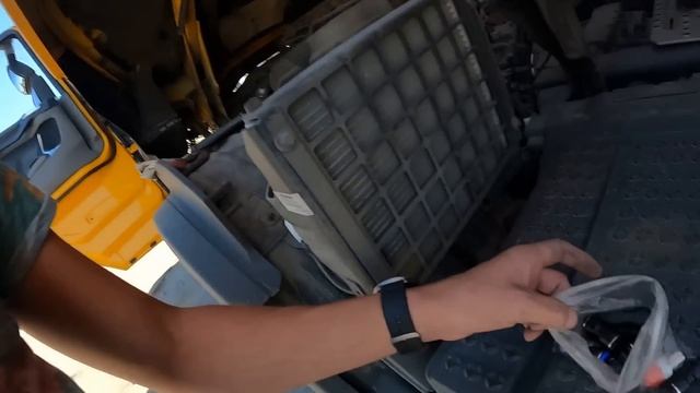 Выгрузка и мелкий ремонт смотреть онлайн