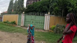 Похождения по городку бамбури  налаживаются отношения с африканкой Анн Кения 78