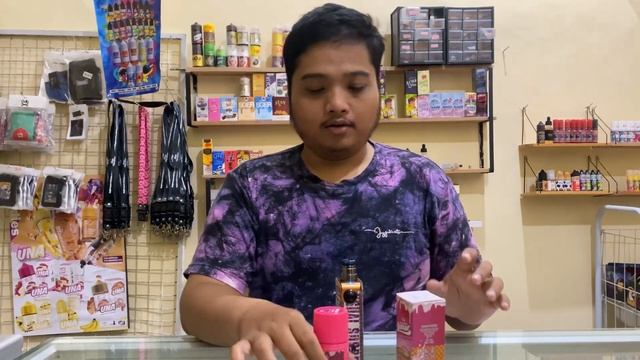 LUNAR ICE CREAM SWEET STRAWBERRY by VAPEZOO смотреть онлайн