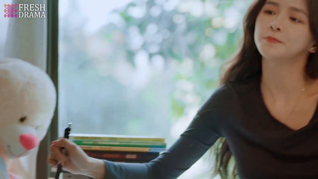 FULL| He came to give her a surprise, but met her so-called fiance,next what she did shocked two me