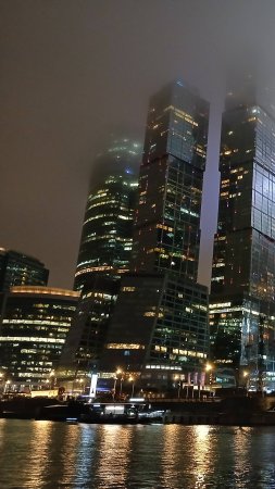ОГНИ БОЛЬШОГО ГОРОДА.