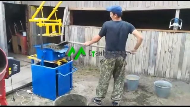 Обзор вибропресса для блоков "Прессовщик-2СТ"
