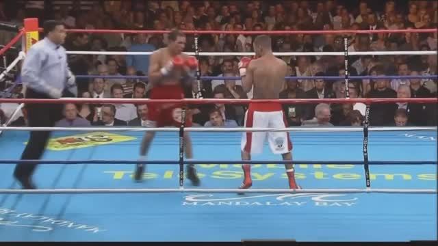 Раунд года 2005 года - Диего Корралес против Кастилью, бой за звание чемпиона мира по двум версиям