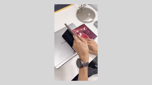 Тройная раскладушка от HUAWEI за 500.000 рублей! Что это? Величие? MATE XT! смотреть онлайн