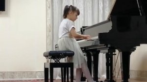 Шуман Первая утрата играет Волкова Софья 8 лет ДМШ АМР