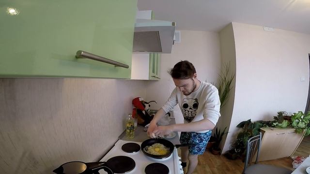 СЫТНЫЙ БОМЖ ЗАВТРАК ЗА 1$ | ПРИГОТОВИЛ | JackVann SHOW смотреть онлайн