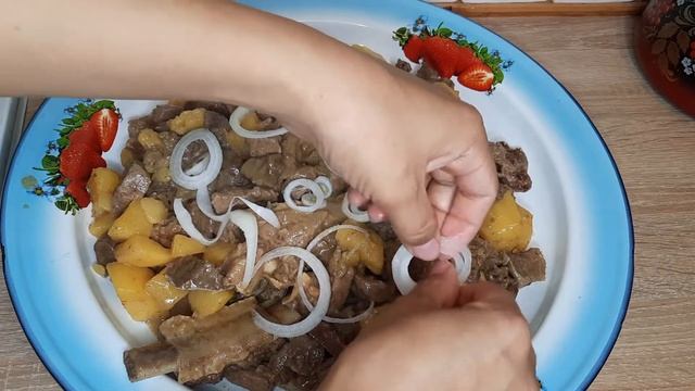 Қуырдақ. Готовим Куырдак. Ұлттық тағам. Казахское национальное блюдо қуырдақ#ұлттықтағам#еда#мясо смотреть онлайн