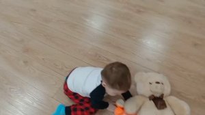 Жестокая битва медведя с тигром!)))