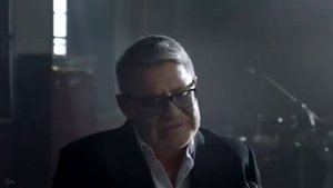 Я себе забаву изобрёл.....