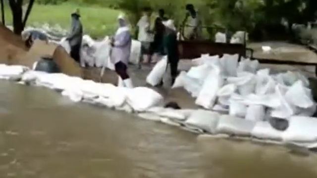 MV ว่าเธอ Water - ติ๊ก วังพญาไท смотреть онлайн