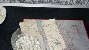 Конвертики из лаваша с творогом