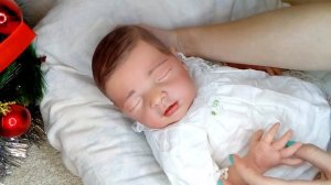 У Хлои появились волосы !